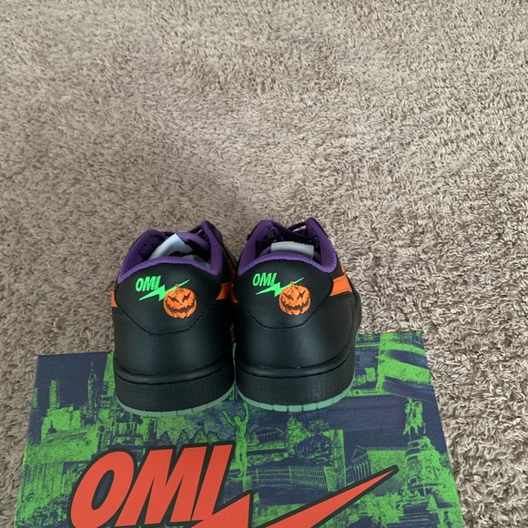 Air Omi Kiy Low 1 Size 12 New Halloween - Picture 6 of 9